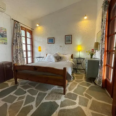 By The Beach, Evia Island Appartement