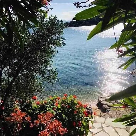 By The Beach, Evia Island Appartement